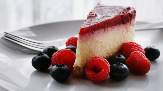 is cheesecake safe for dogs